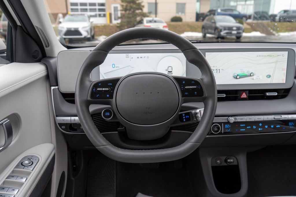 2023 HYUNDAI IONIQ 5 - Image 15