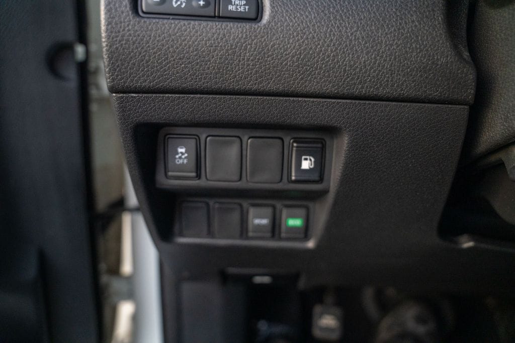 2019 NISSAN ROGUE - Image 21