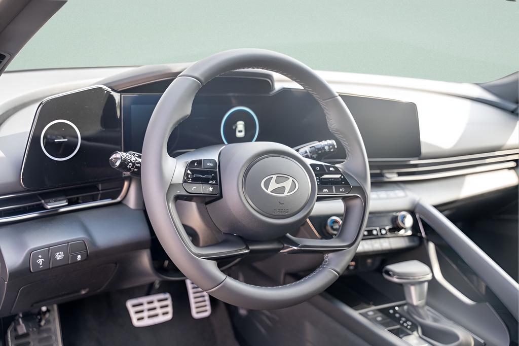 2025 Hyundai Elantra Blue - Photo 21