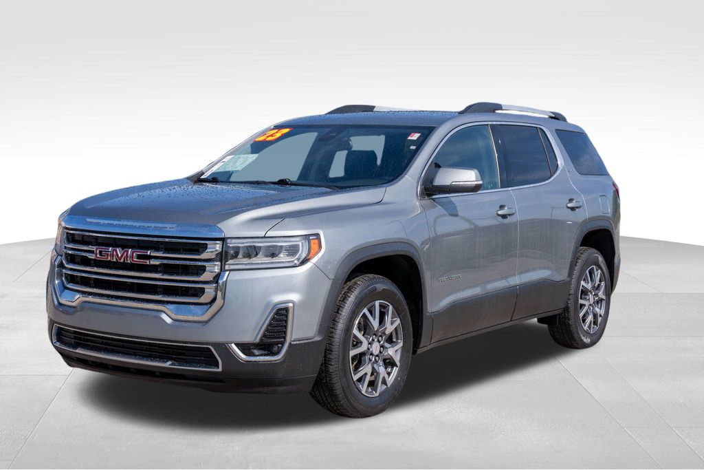 2023 GMC ACADIA - Image 3