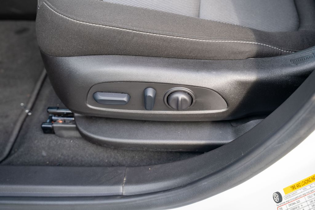 2025 CHEVROLET BLAZER - Image 17