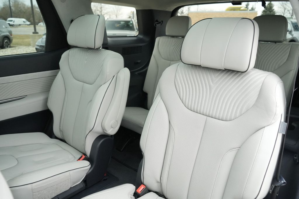 2025 HYUNDAI PALISADE - Image 26