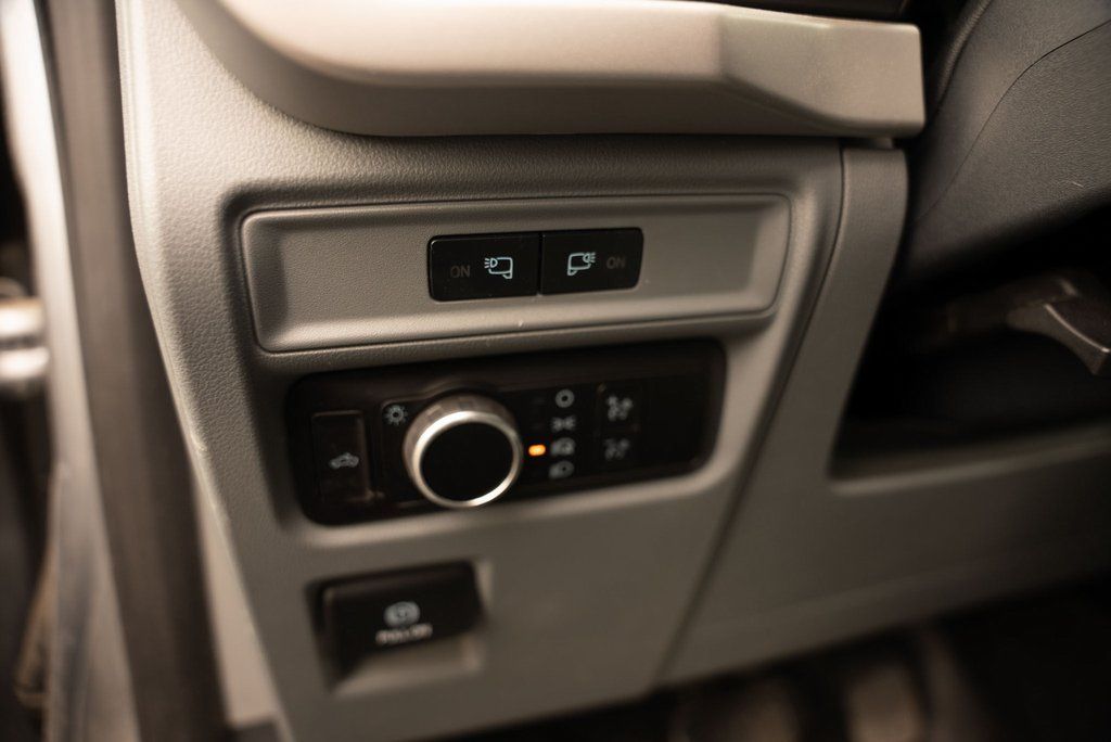 2023 FORD F-150 - Image 17