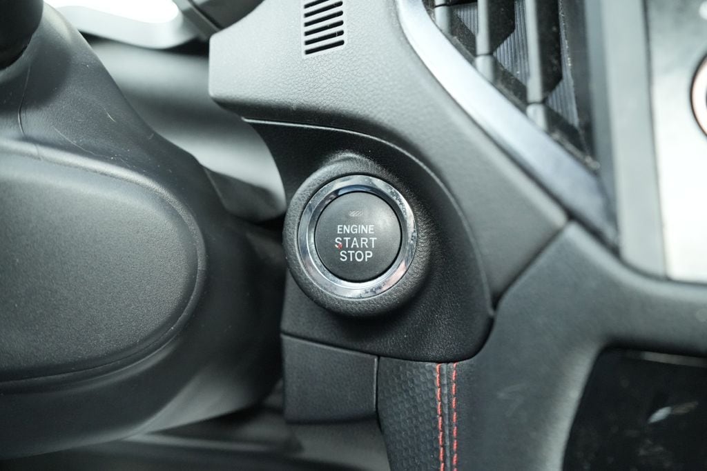 2023 SUBARU FORESTER - Image 31