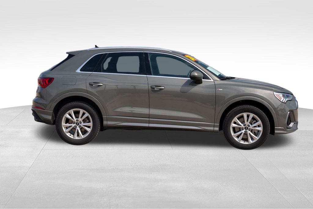 2024 AUDI Q3 - Image 8