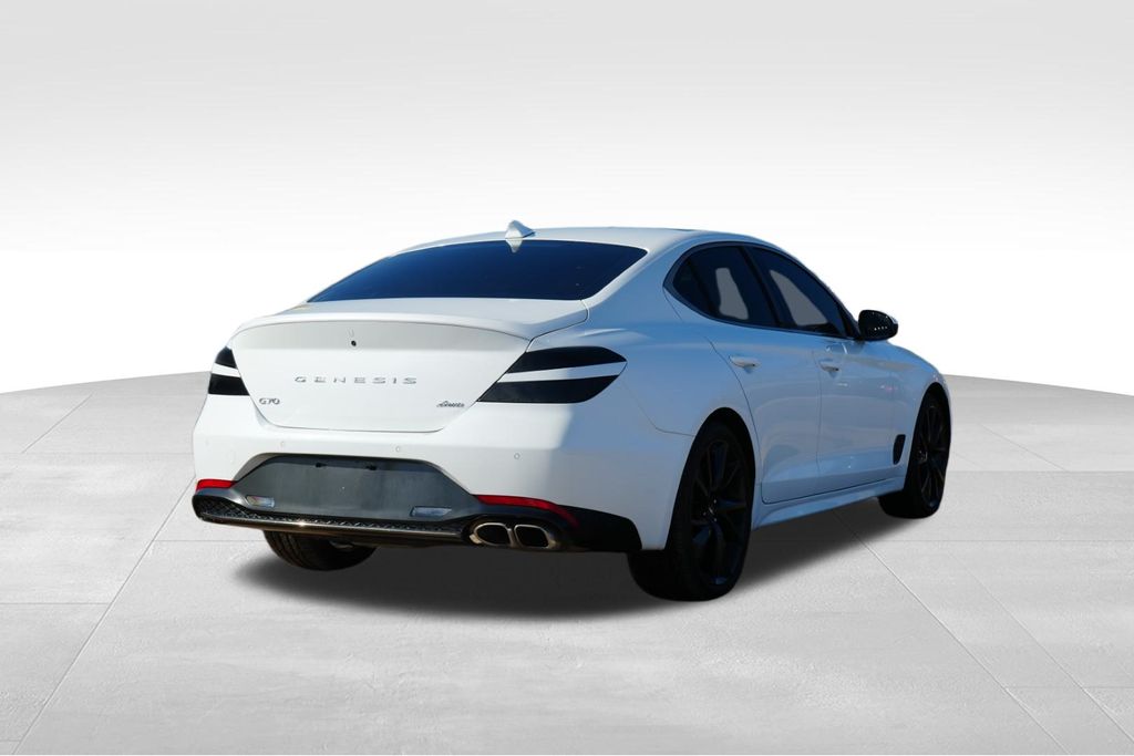 2023 GENESIS G70 - Image 7