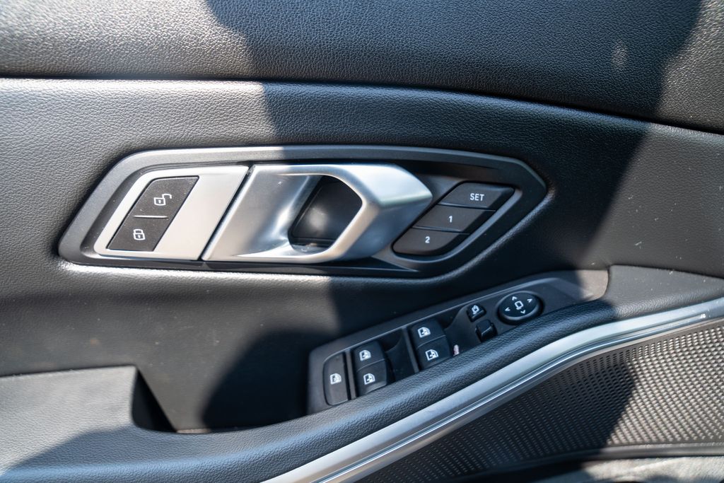 2023 BMW 330I - Image 16