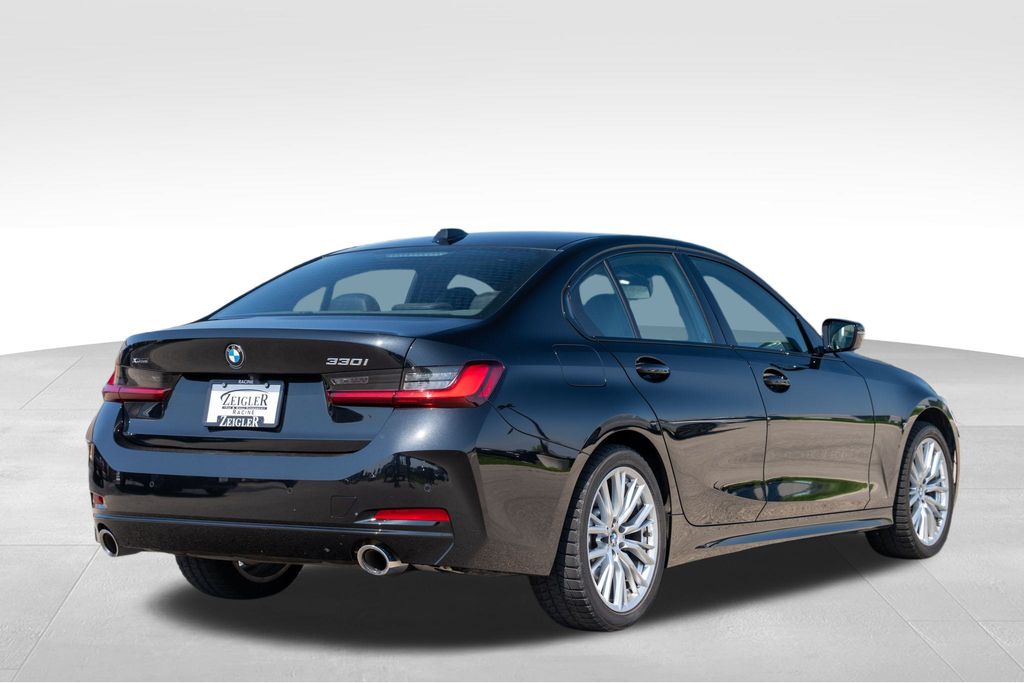 2023 BMW 330I - Image 7