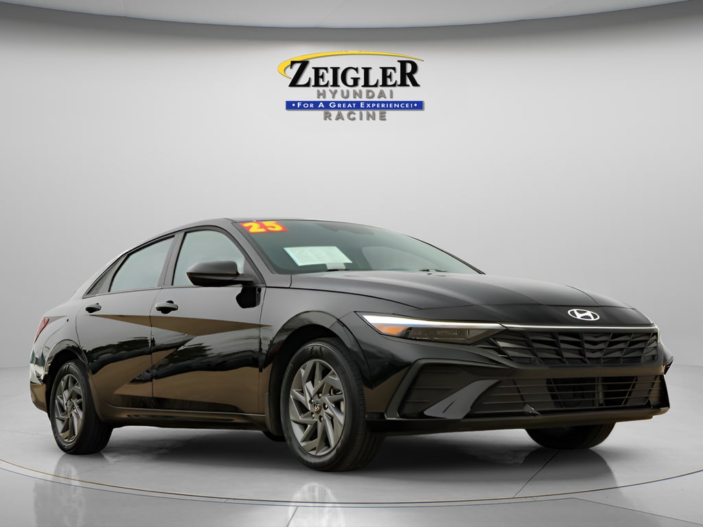 2025 Hyundai Elantra Blue