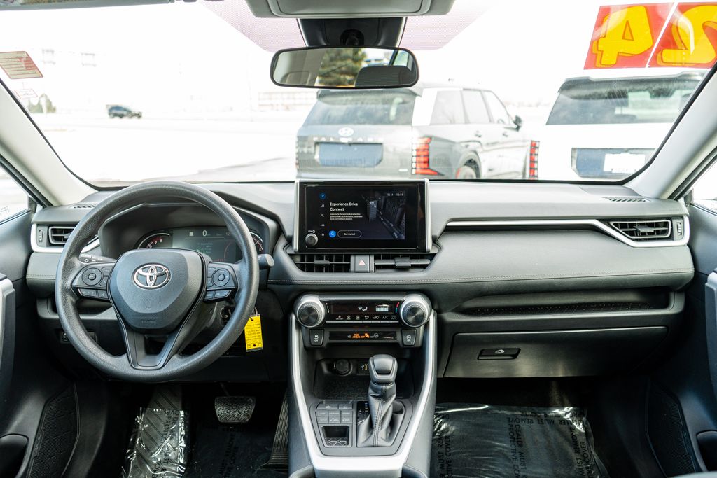 2024 TOYOTA RAV4 - Image 16