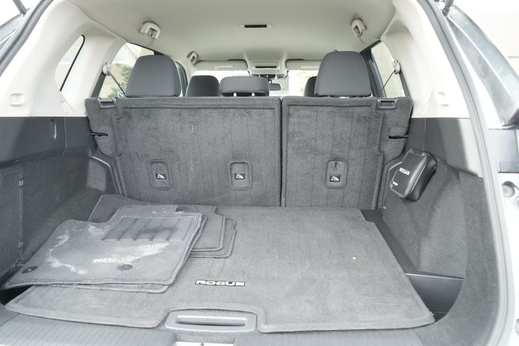 2023 NISSAN ROGUE - Image 11
