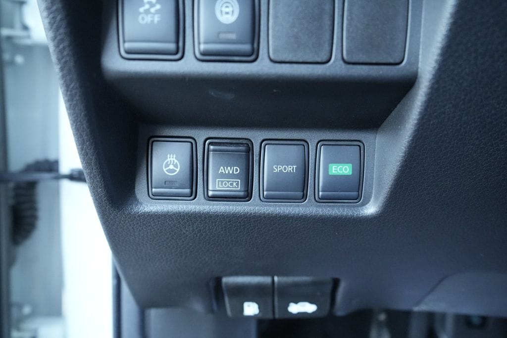 2020 NISSAN ROGUE SPORT - Image 26