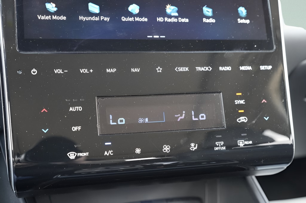 2024 Hyundai Tucson Limited - Photo 38