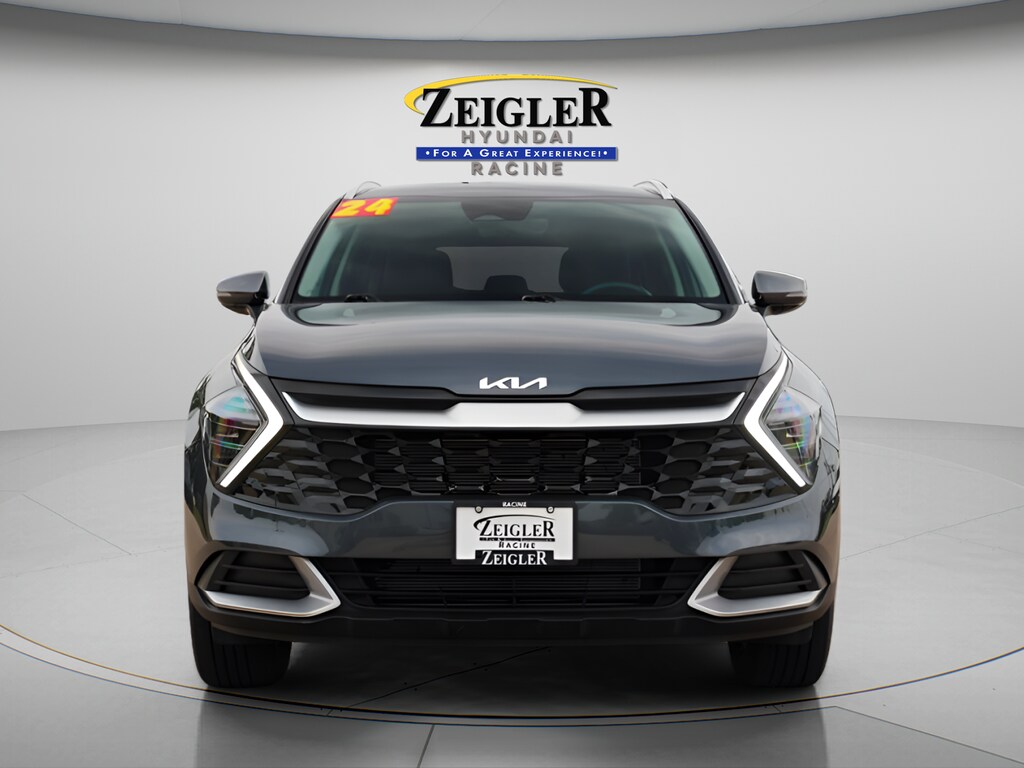 Used 2024 Kia Sportage EX SUV