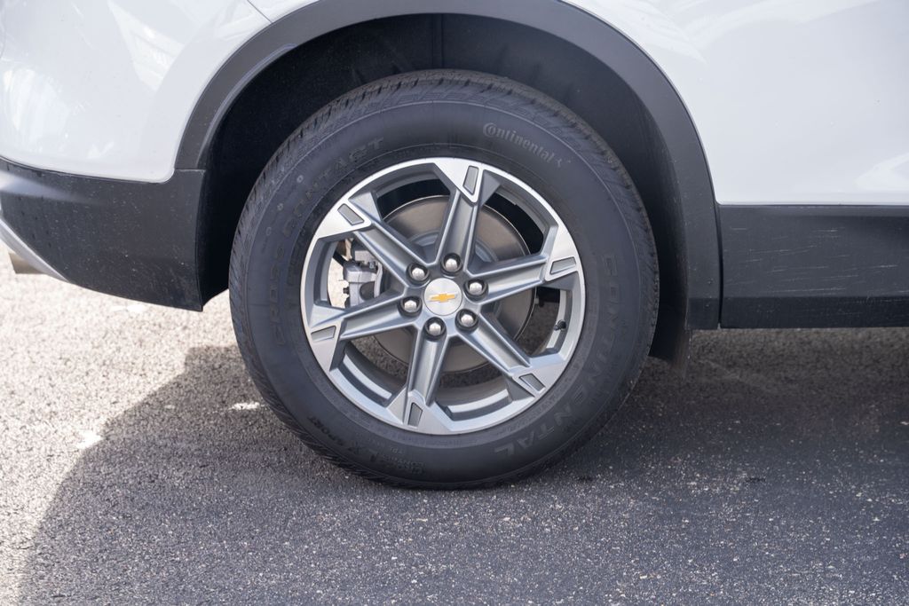 2025 CHEVROLET BLAZER - Image 9