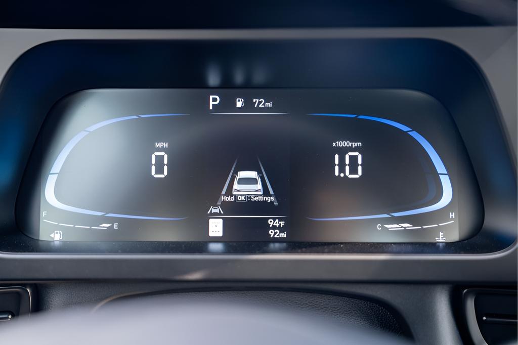 2025 Hyundai Elantra SEL - Photo 23
