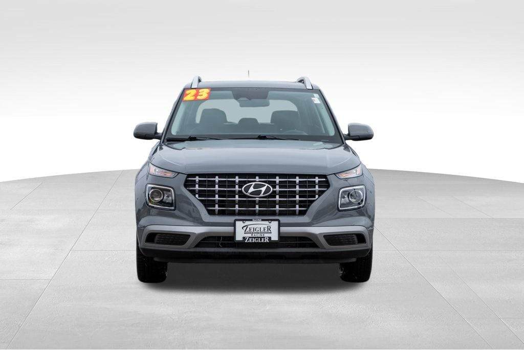 2023 HYUNDAI VENUE - Image 2