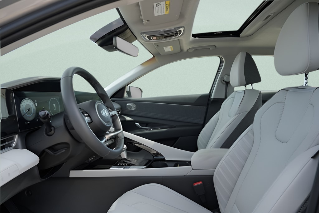 2026 Hyundai Elantra Limited - Photo 24