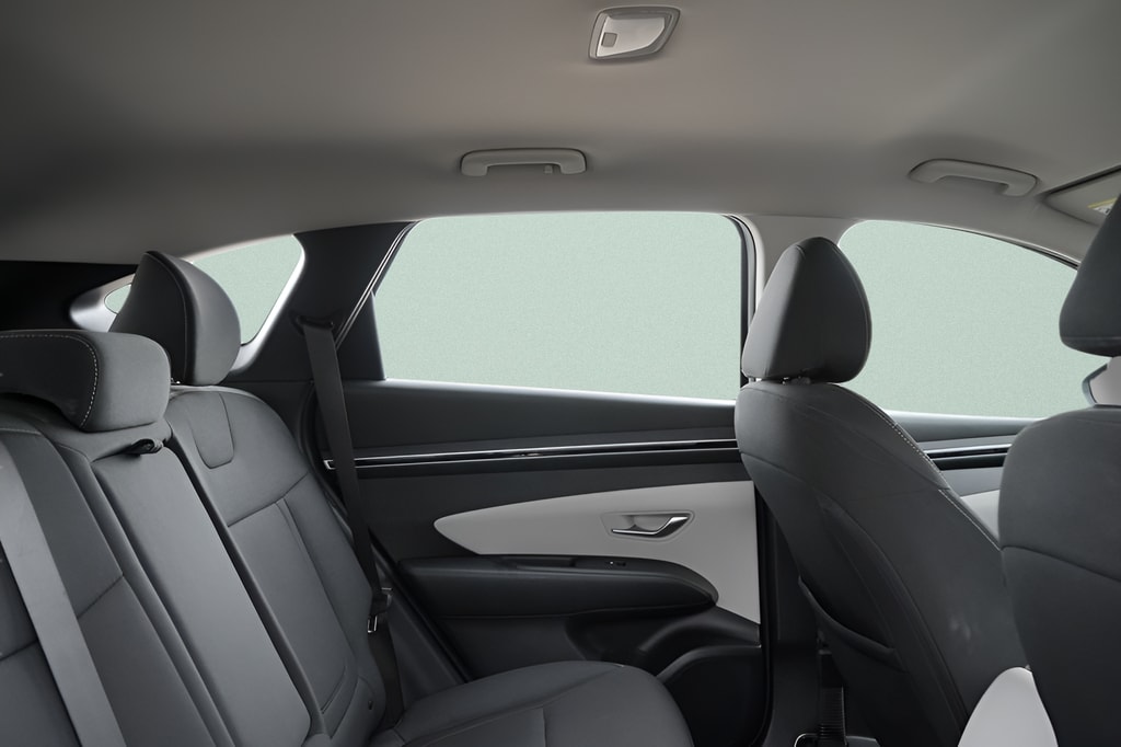 2024 Hyundai Tucson SE - Photo 14