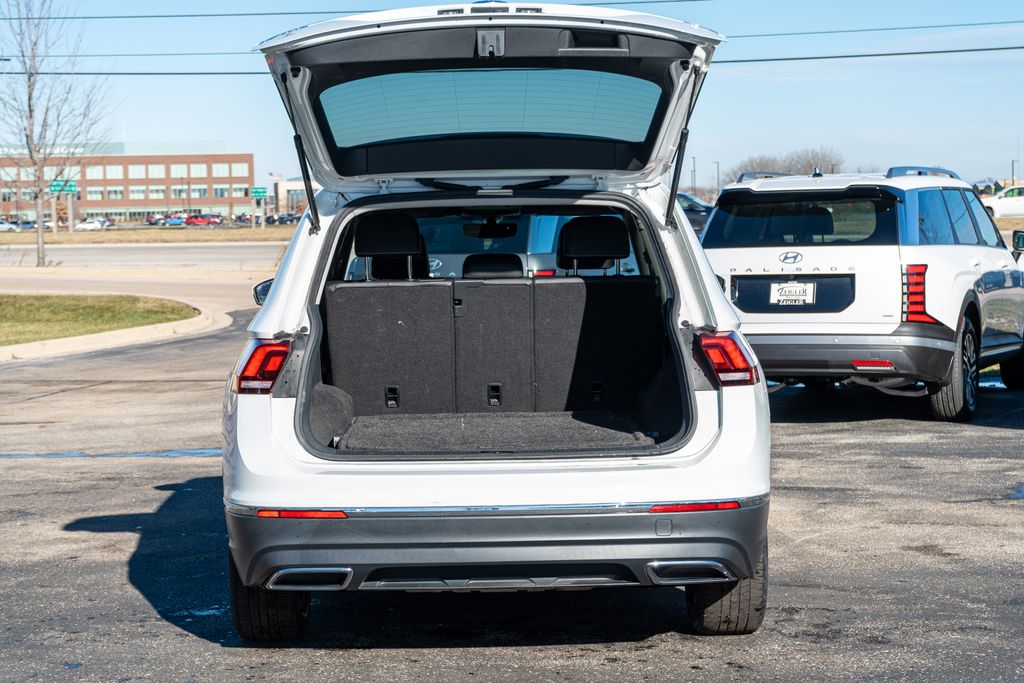 2021 VOLKSWAGEN TIGUAN - Image 10
