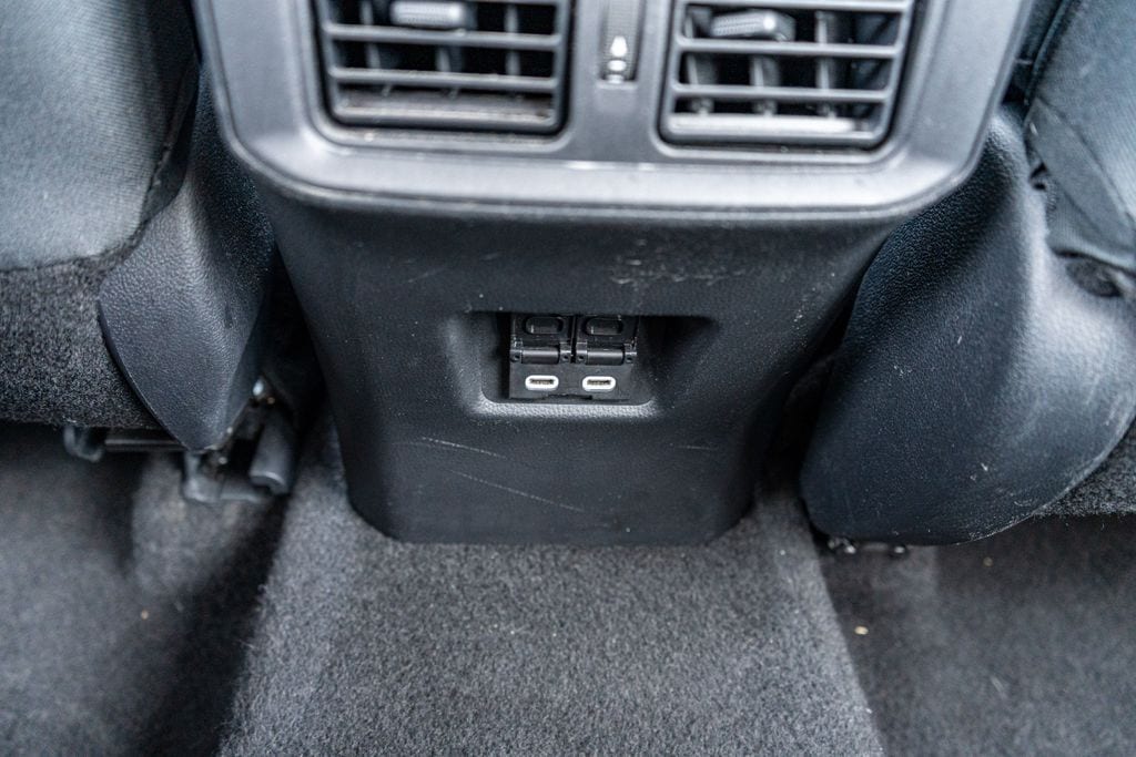 2023 TOYOTA RAV4 - Image 16