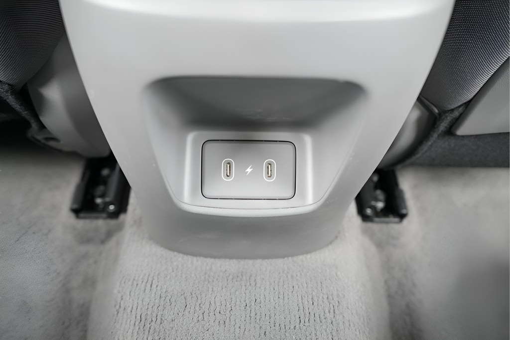 2025 Hyundai Elantra Blue - Photo 18