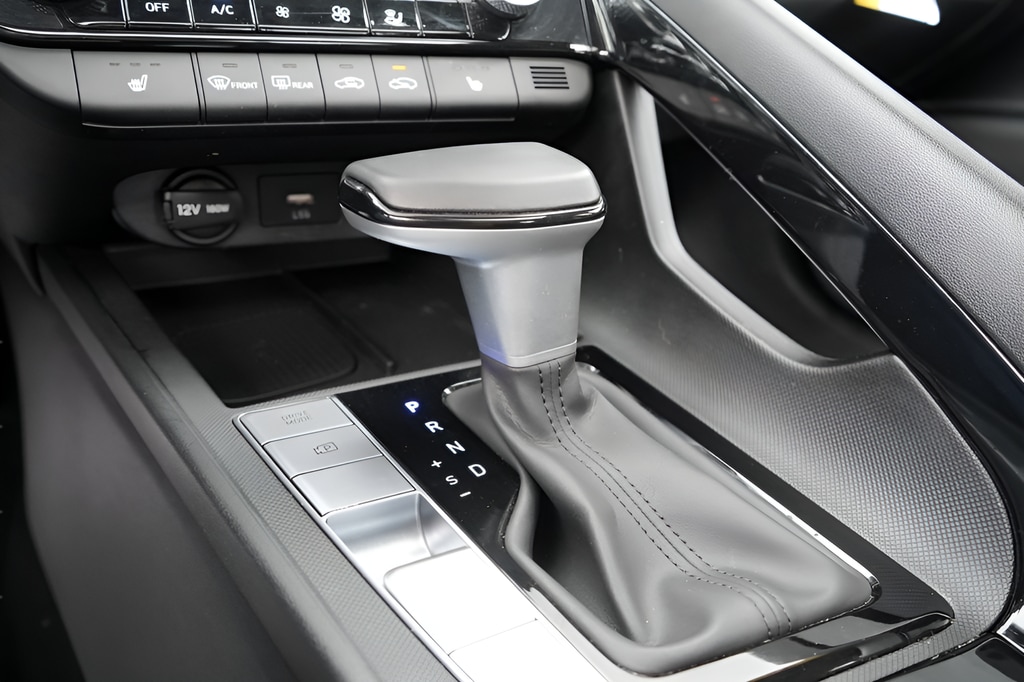 2024 Hyundai Elantra SEL - Photo 29