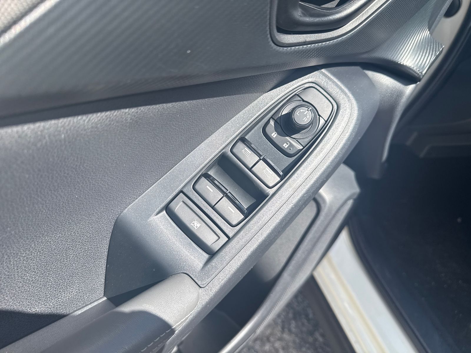 2024 Subaru Crosstrek Premium - Photo 11