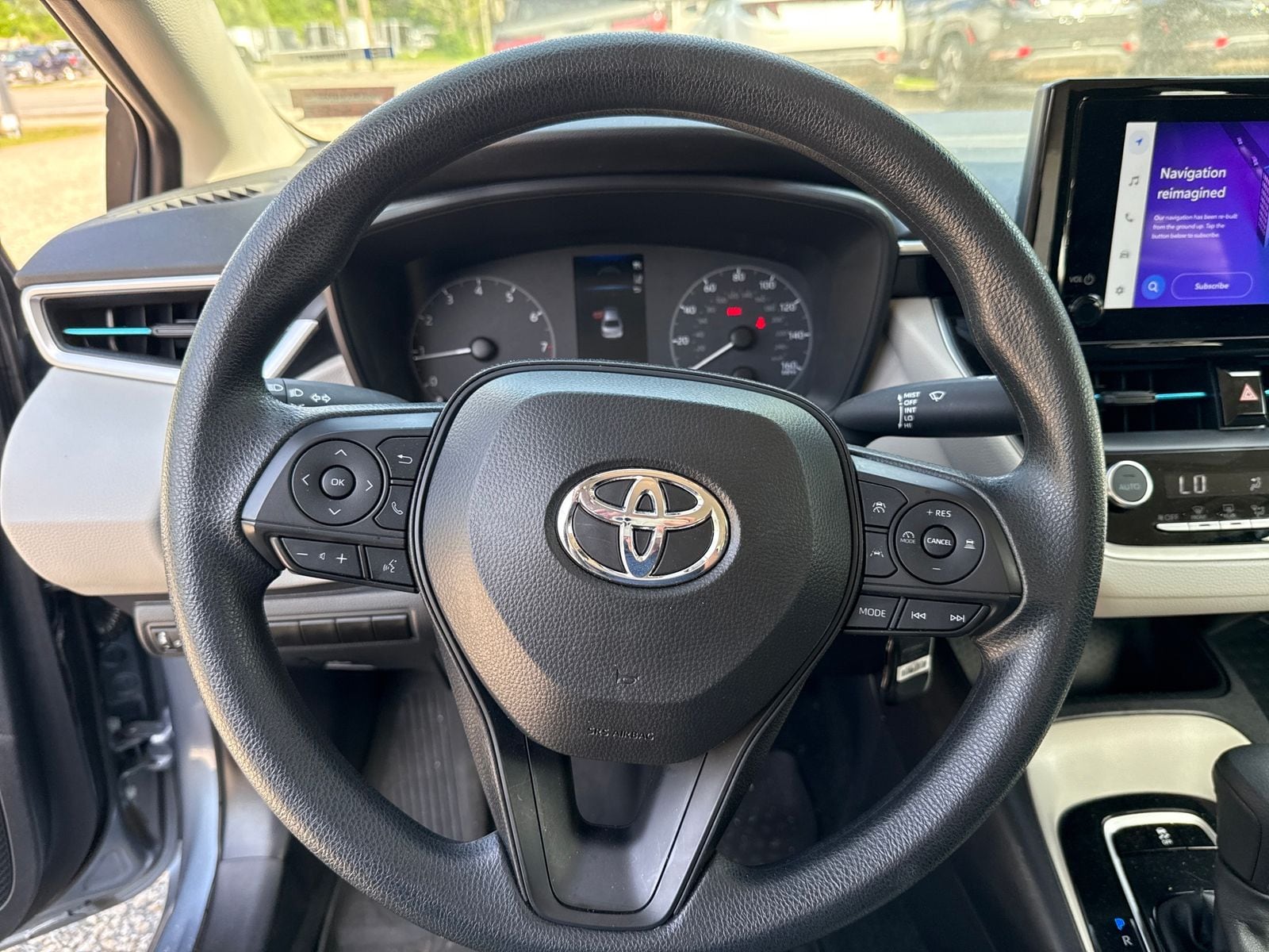 2024 Toyota Corolla LE - Photo 16