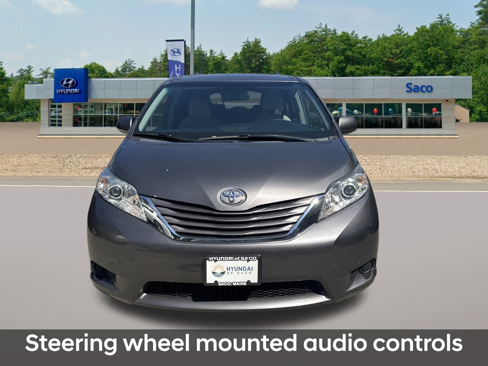 2017 Toyota Sienna L photo 3