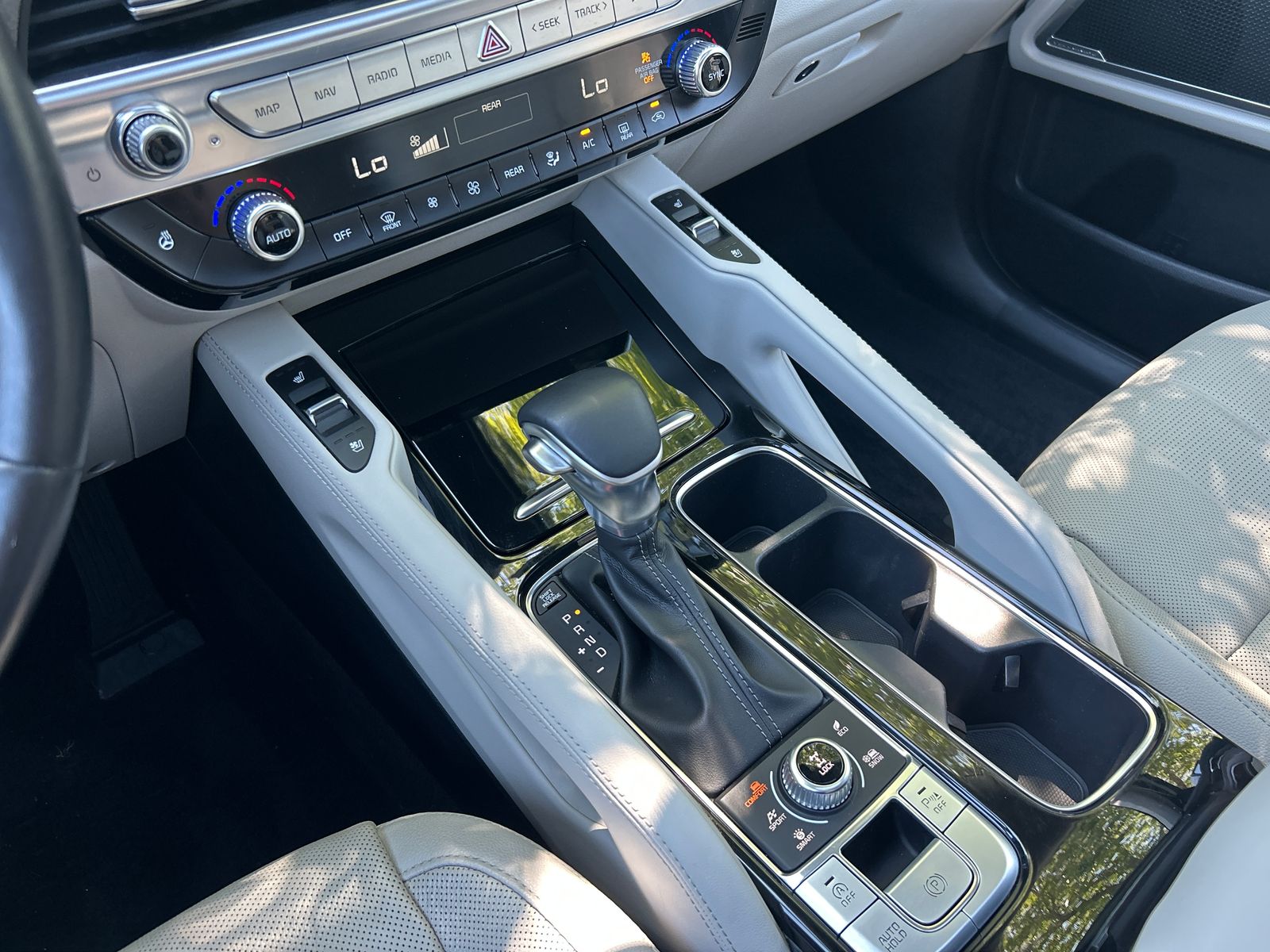 2021 Kia Telluride EX - Photo 14