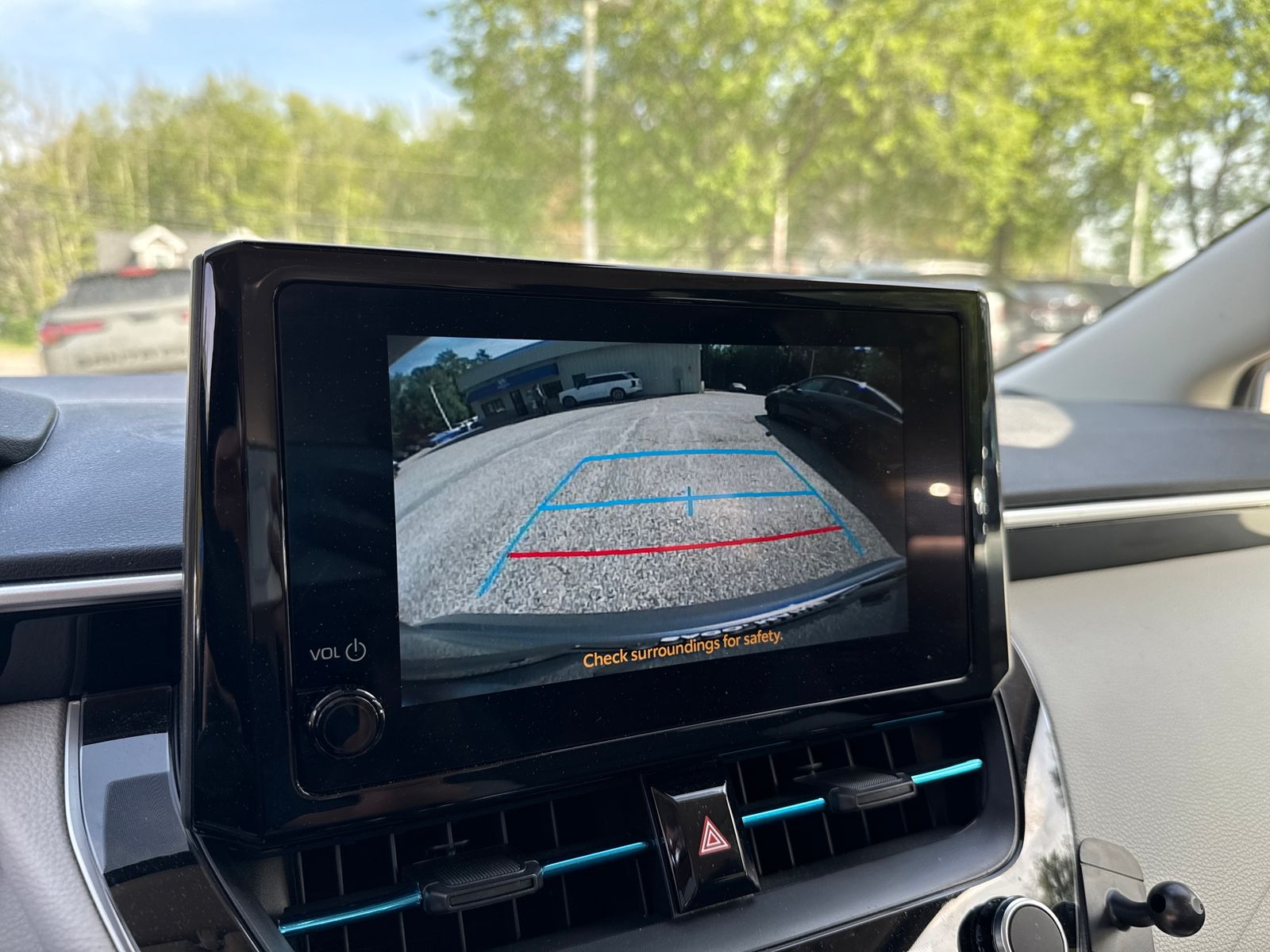 2024 Toyota Corolla LE - Photo 20