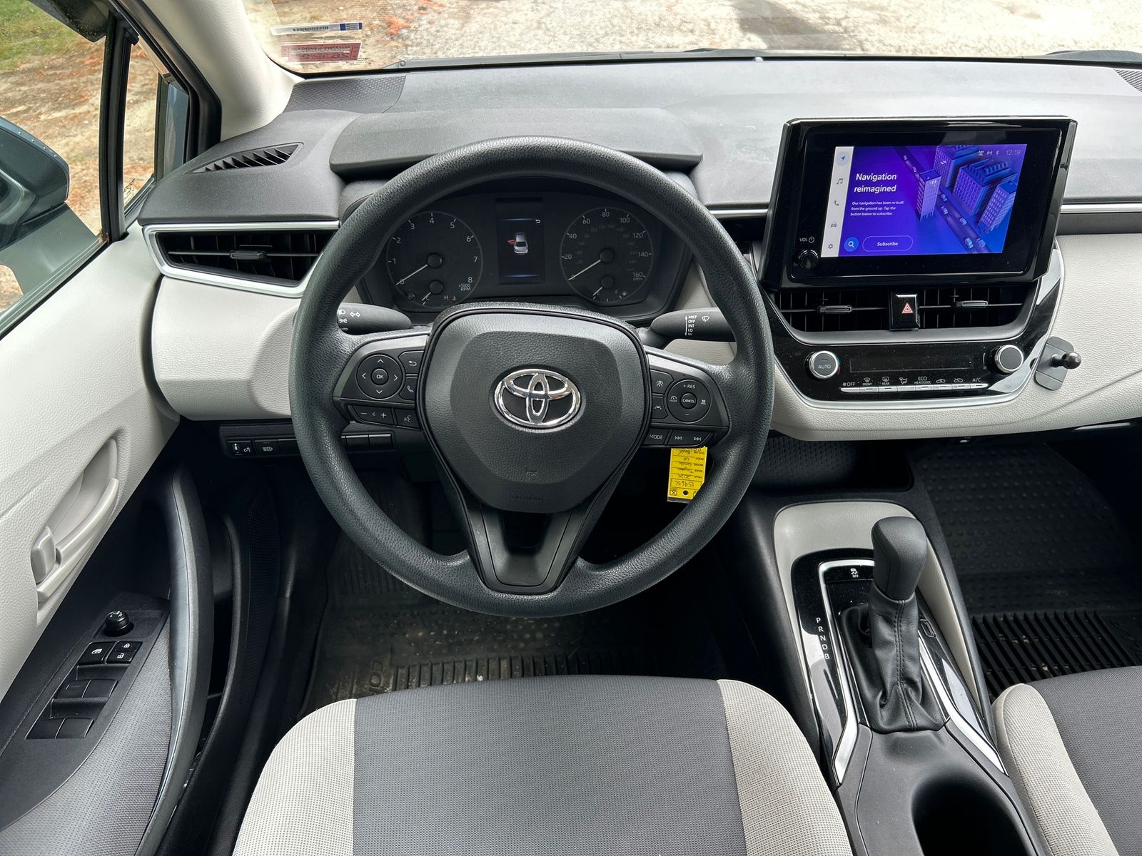 2024 Toyota Corolla LE - Photo 17