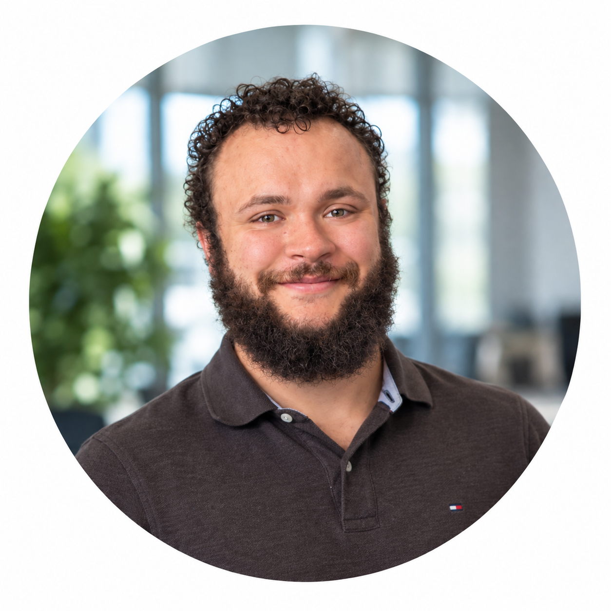 Staff member Isaiah Murray from ID_7baa9a2a0d20