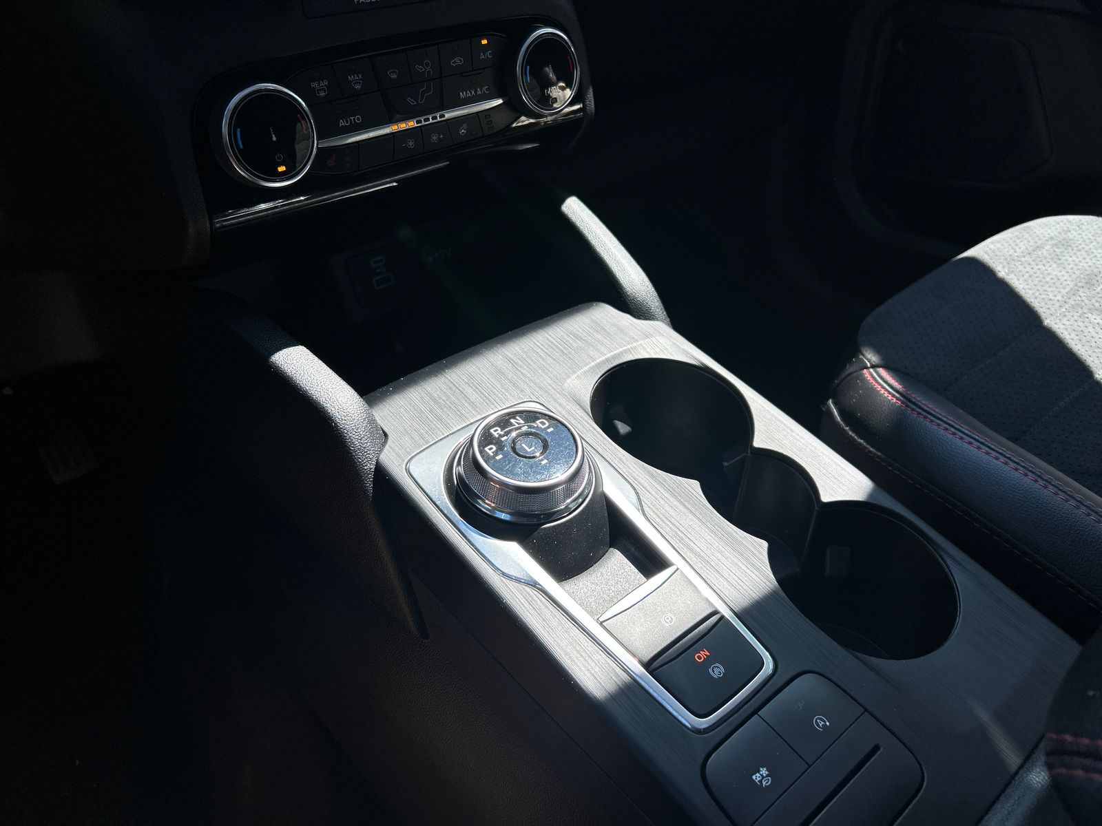 2022 Ford Escape SEL - Photo 14