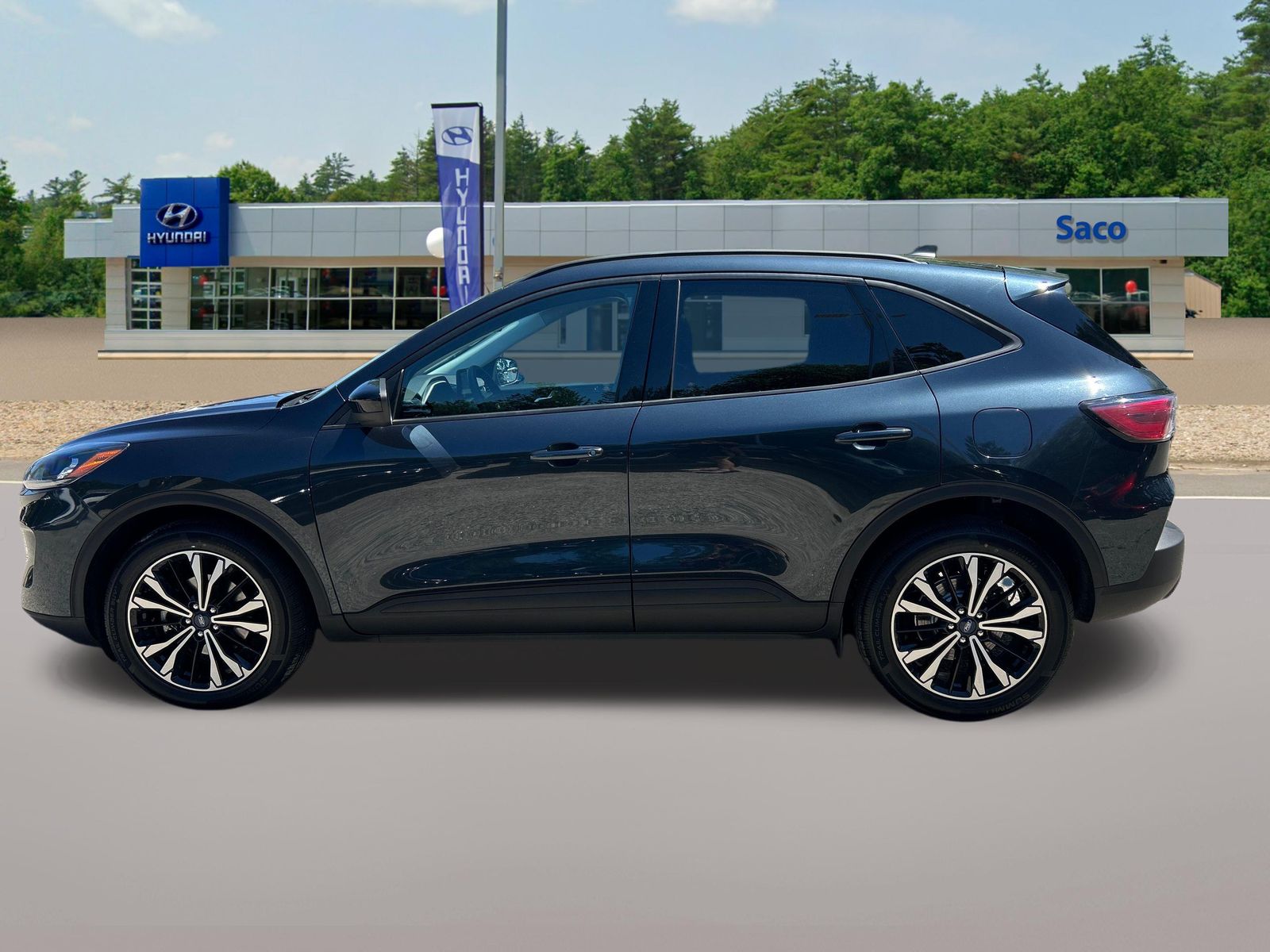 2022 Ford Escape SEL - Photo 9