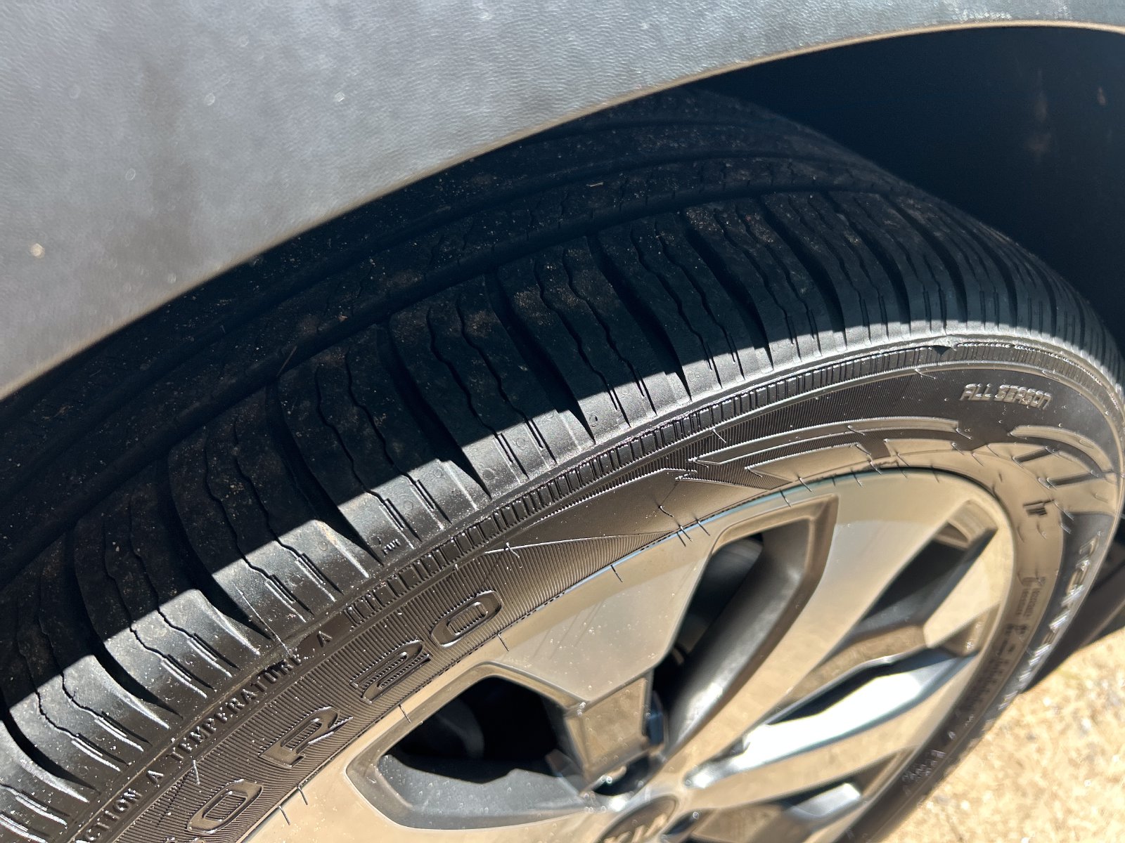 2021 Kia Telluride EX - Photo 24