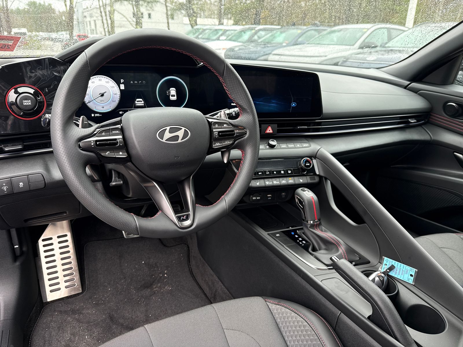 2025 Hyundai Elantra N Line - Photo 13