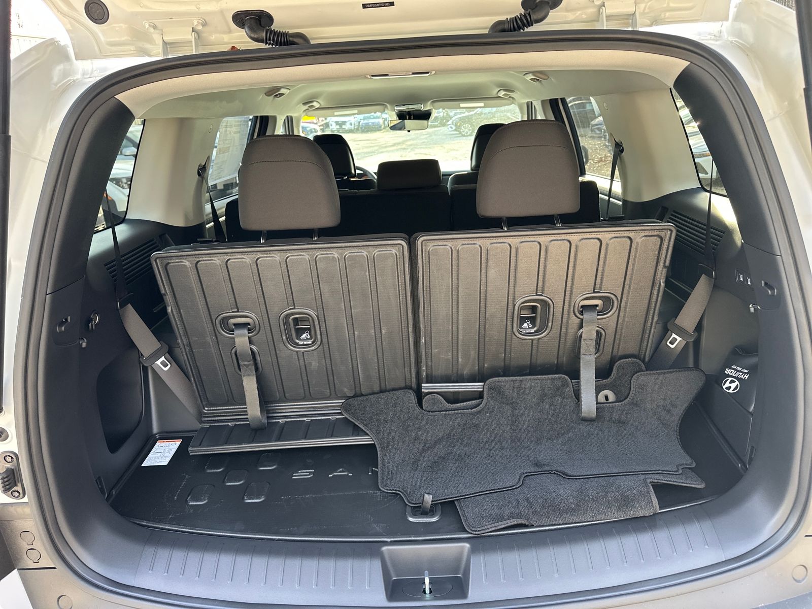 2026 Hyundai Santa Fe SE - Photo 11