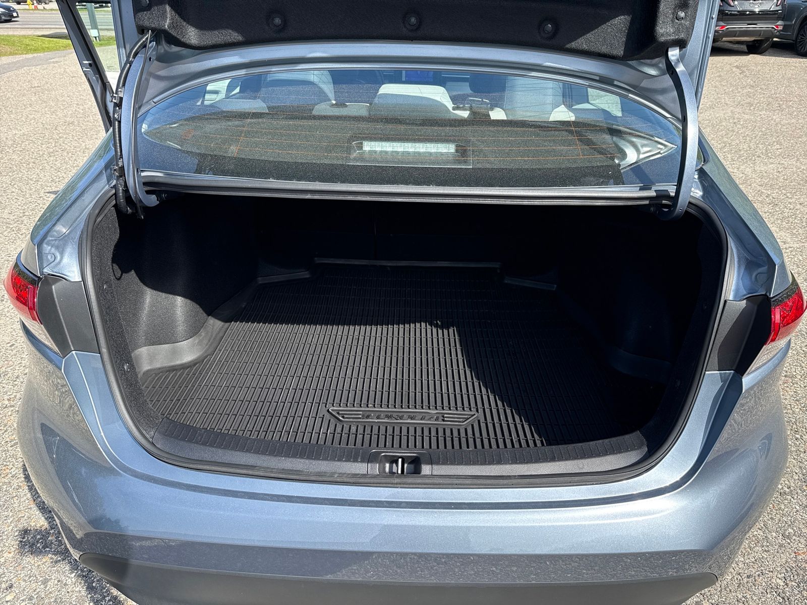 2024 Toyota Corolla LE - Photo 24