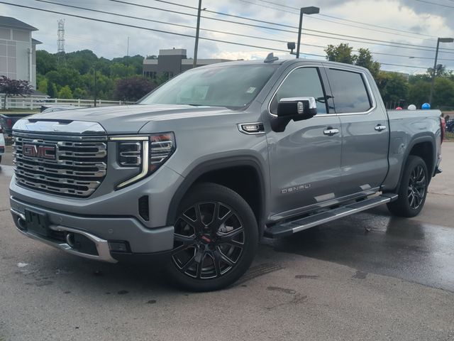 2023 GMC Sierra 4WD Crew Cab Short Box Denali's photo