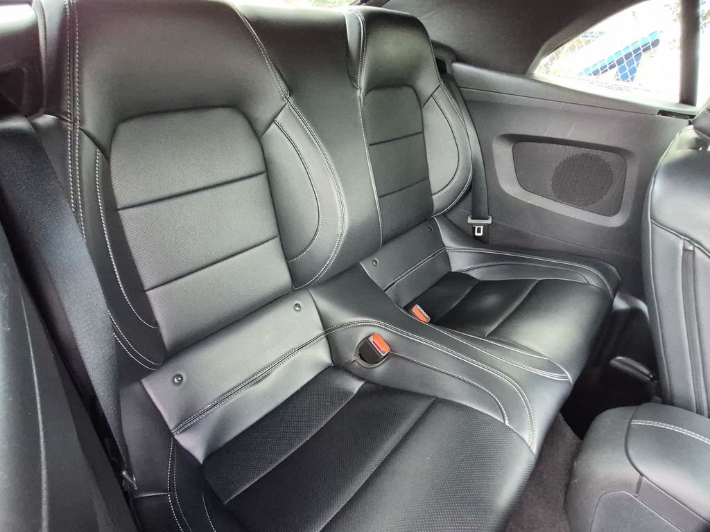2025 Ford Mustang EcoBoost - Photo 20
