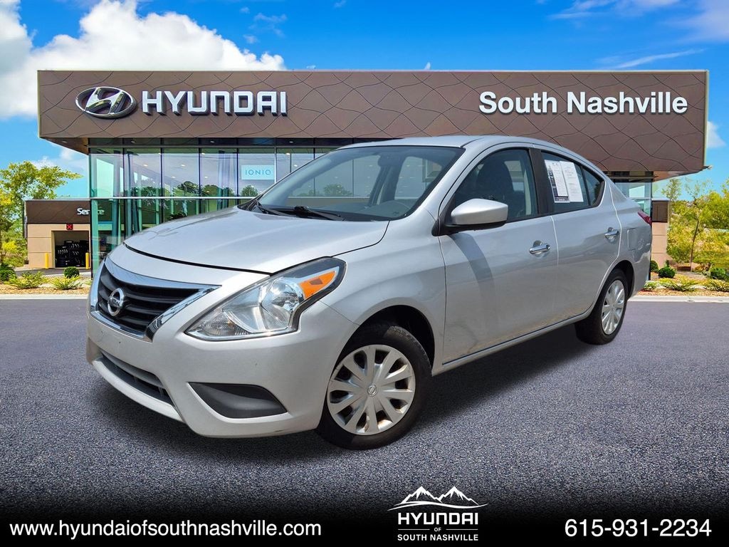 Used 2017 Nissan Versa 1.6 SV Sedan