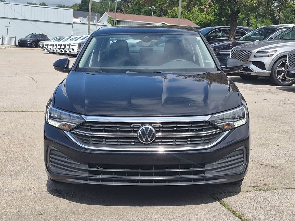 Used 2024 Volkswagen Jetta 1.5T SE Sedan