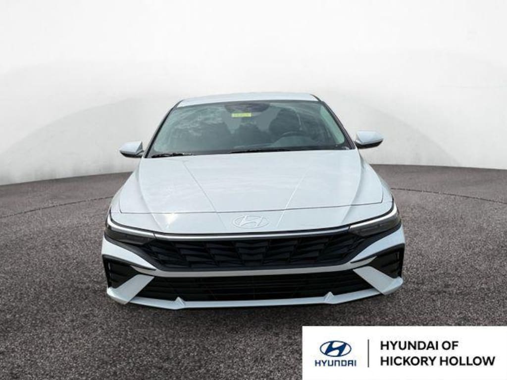 New 2026 Hyundai Elantra SE Sedan