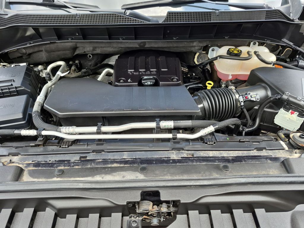 2023 Chevrolet Silverado 1500 LT - Photo 23
