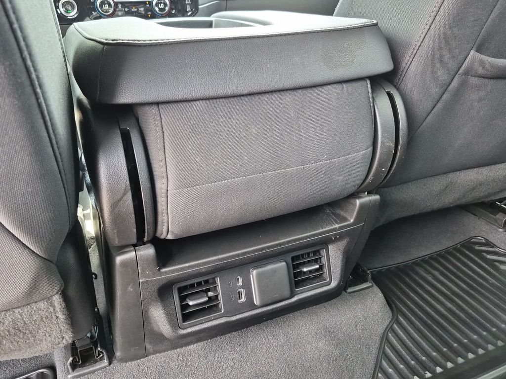 2023 Chevrolet Silverado 1500 LT - Photo 17