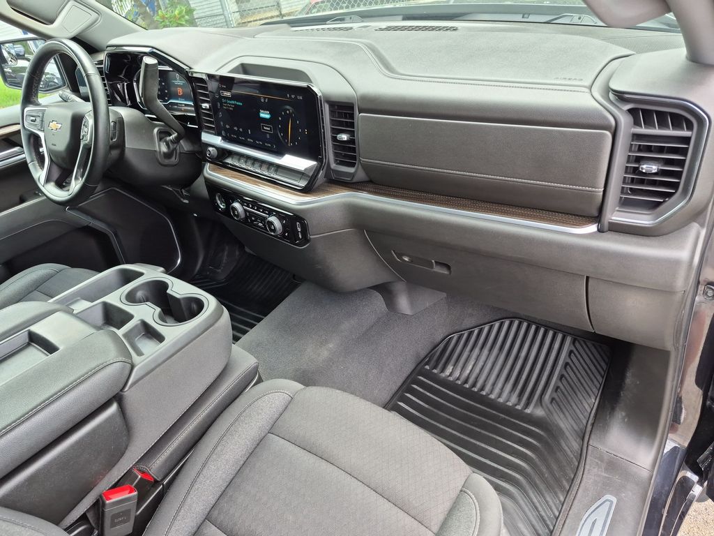 2023 Chevrolet Silverado 1500 LT - Photo 22