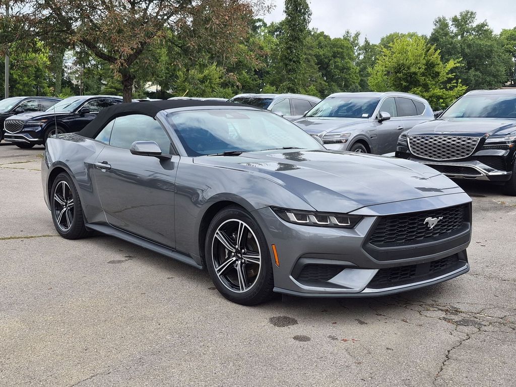 2025 Ford Mustang EcoBoost - Photo 3