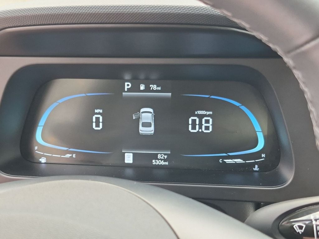 2025 Hyundai Elantra SEL - Photo 11